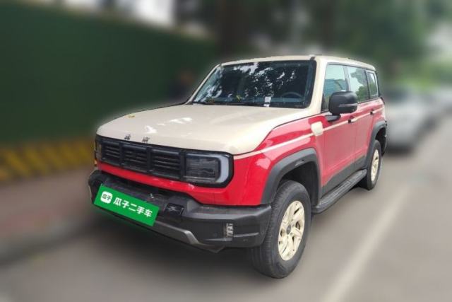 Used BAIC Off-Road BJ40 2024 2.0T All-New Urban Hunter Edition Chivalrous Style