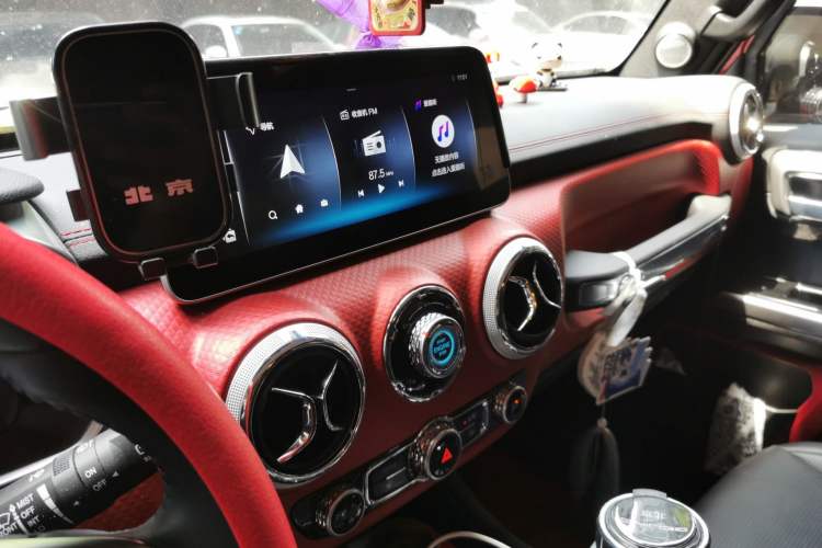 Used BAIC Off-Road BJ40 2024 2.0T Urban Hunter Honor Edition Audio And AC Panel