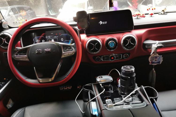 Used BAIC Off-Road BJ40 2024 2.0T Urban Hunter Honor Edition Center Console