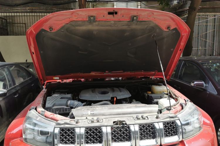 Used BAIC Off-Road BJ40 2024 2.0T Urban Hunter Honor Edition Engine Bay