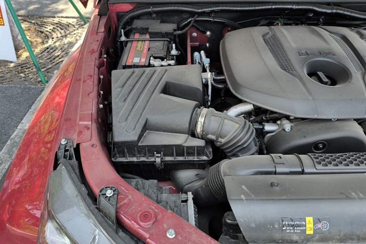 Used BAIC Off-Road BJ40 2024 2.0T Urban Hunter Honor Edition Engine Bay Right
