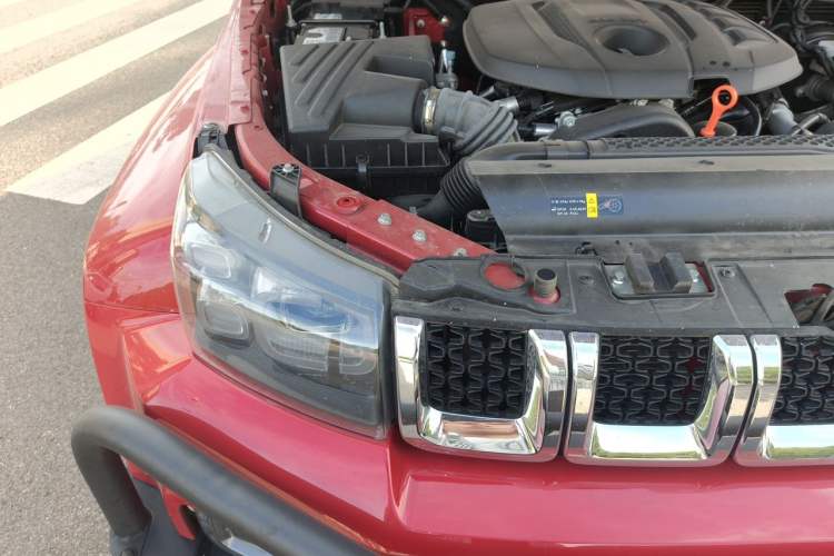 Used BAIC Off-Road BJ40 2024 2.0T Urban Hunter Honor Edition Engine Bay Right