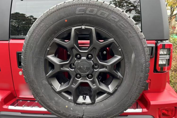 Used BAIC Off-Road BJ40 2024 2.0D Blade Hero Glory Edition Exterior 12