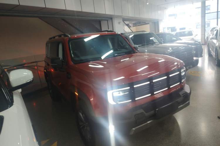 Used BAIC Off-Road BJ40 2024 2.0T All-New Urban Hunter Edition Ultimate Version Exterior 2