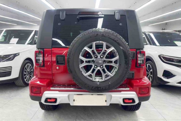 Used BAIC Off-Road BJ40 2024 2.0T Urban Hunter Honor Edition Exterior 4