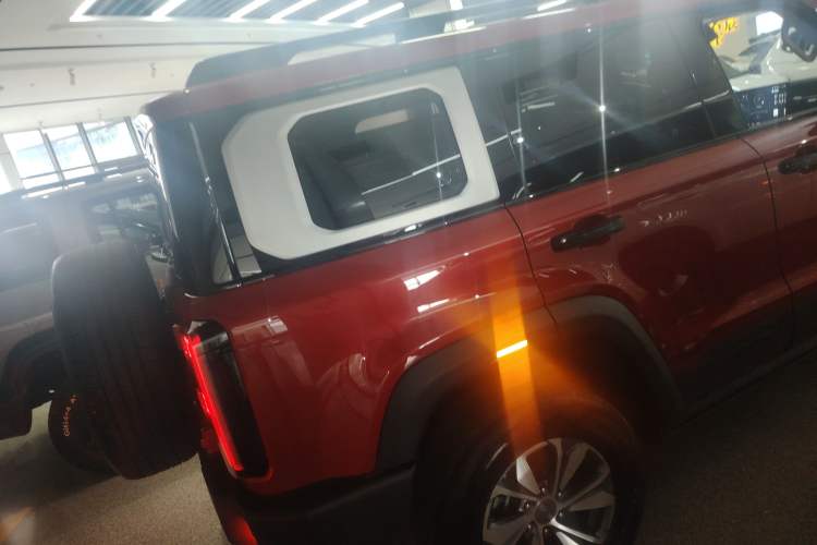 Used BAIC Off-Road BJ40 2024 2.0T All-New Urban Hunter Edition Ultimate Version Exterior 5