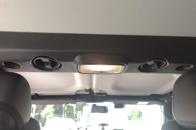 Used BAIC Off-Road BJ40 2024 2.0T Urban Hunter Honor Edition Headliner