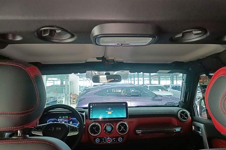 Used BAIC Off-Road BJ40 2024 2.0D Blade Hero Glory Edition Headliner