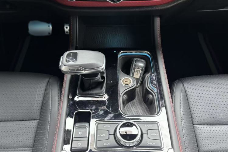 Used BAIC Off-Road BJ40 2024 2.0D Blade Hero Glory Edition Interior 10