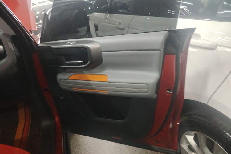 Used BAIC Off-Road BJ40 2024 2.0T All-New Urban Hunter Edition Ultimate Version Interior 5