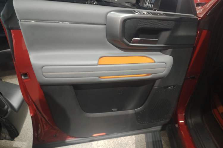 Used BAIC Off-Road BJ40 2024 2.0T All-New Urban Hunter Edition Ultimate Version Interior 7