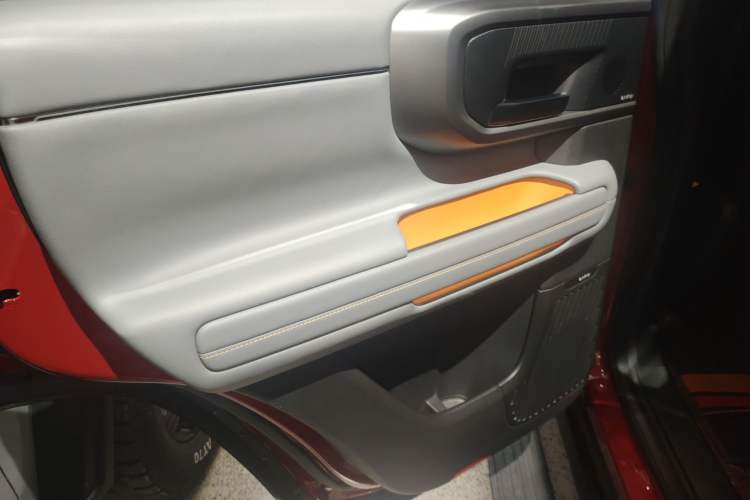 Used BAIC Off-Road BJ40 2024 2.0T All-New Urban Hunter Edition Ultimate Version Interior 8