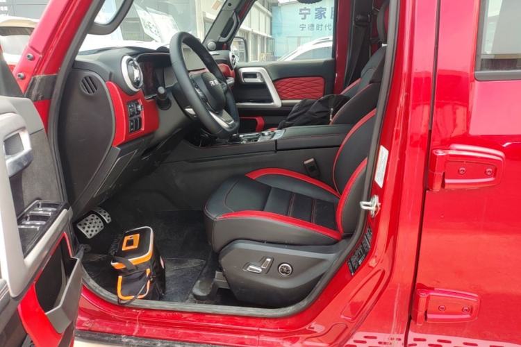 Used BAIC Off-Road BJ40 2024 2.0T Urban Hunter Honor Edition Left Front Seat