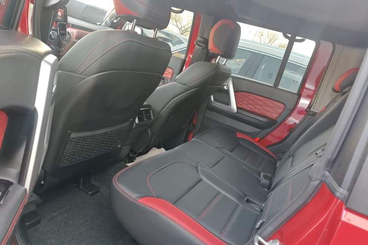 Used BAIC Off-Road BJ40 2024 2.0T Urban Hunter Honor Edition Left Rear Seat