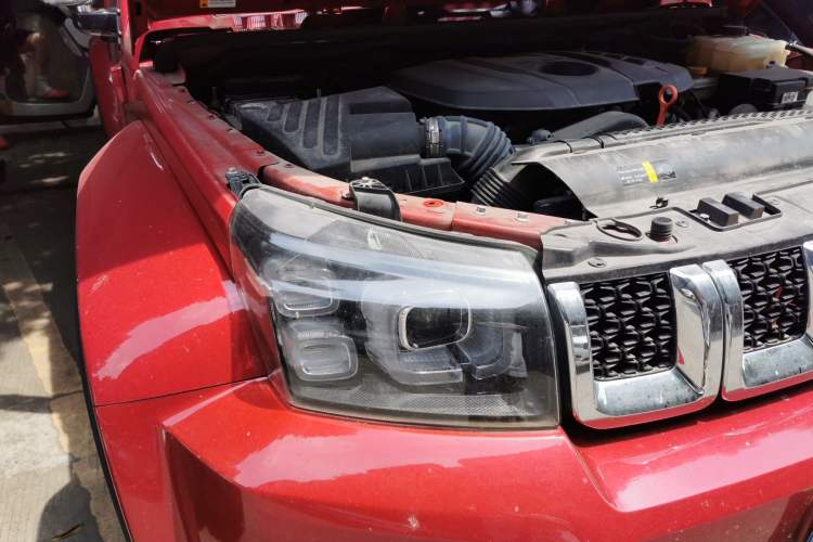 Used BAIC Off-Road BJ40 2024 2.0T Urban Hunter Honor Edition Right Front Headlight