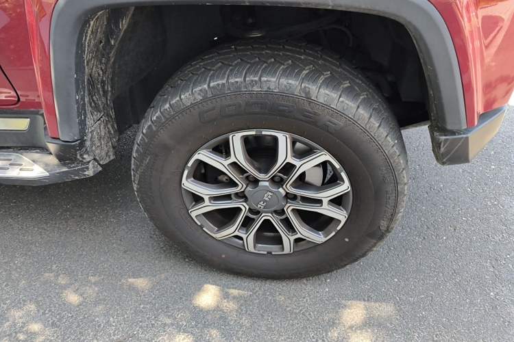 Used BAIC Off-Road BJ40 2024 2.0T Urban Hunter Honor Edition Right Front Wheel Hub