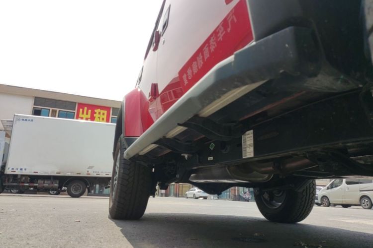 Used BAIC Off-Road BJ40 2024 2.0T Urban Hunter Honor Edition Right Side Sill