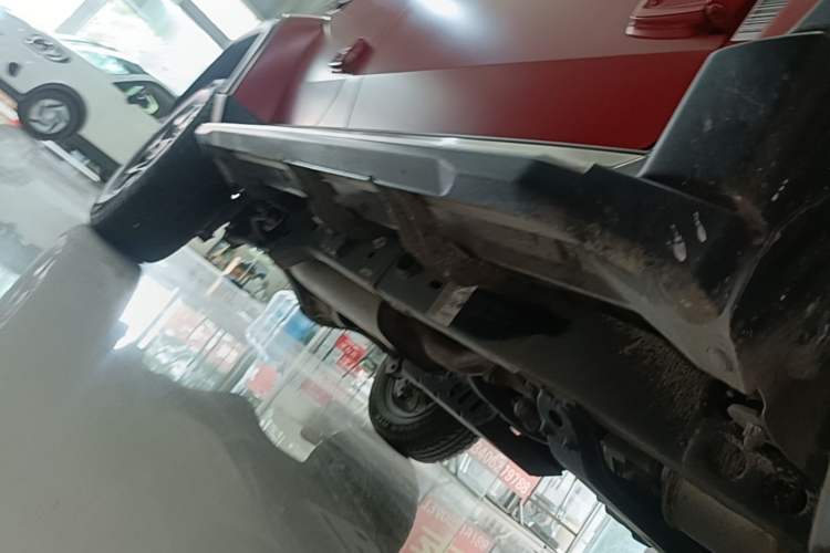 Used BAIC Off-Road BJ40 2024 2.0D Blade Hero Glory Edition Right Side Sill