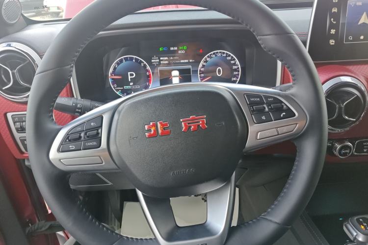 Used BAIC Off-Road BJ40 2024 2.0T Urban Hunter Honor Edition Steering Wheel
