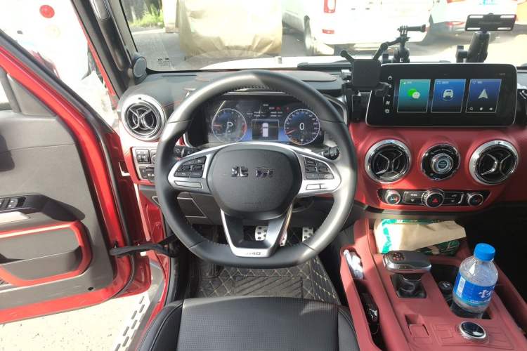 Used BAIC Off-Road BJ40 2024 2.0T Urban Hunter Honor Edition Steering Wheel