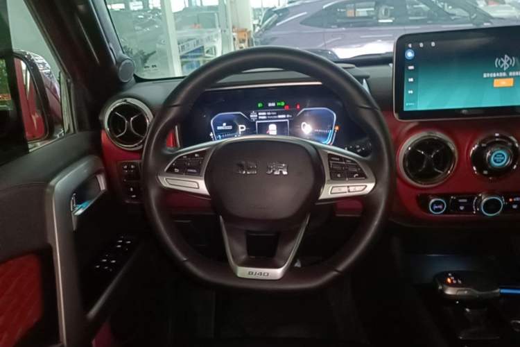 Used BAIC Off-Road BJ40 2024 2.0D Blade Hero Glory Edition Steering Wheel