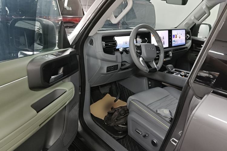 Used BAIC Off-Road BJ40 2024 2.0T All-New Urban Hunter Edition Pioneer Type Driver Seat