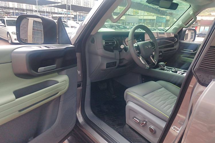 Used BAIC Off-Road BJ40 2024 2.0D All-New Blade Hero Crosser Driver Seat
