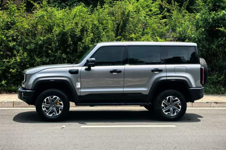 Used BAIC Off-Road BJ40 2024 2.0T All-New Blade Hero Edition Climber Exterior 2