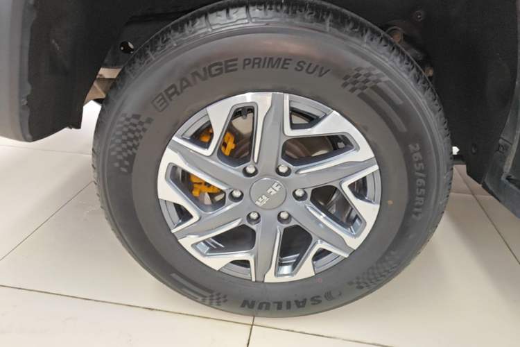 Used BAIC Off-Road BJ40 2024 2.0T All-New Urban Hunter Edition Chivalrous Style Exterior 5