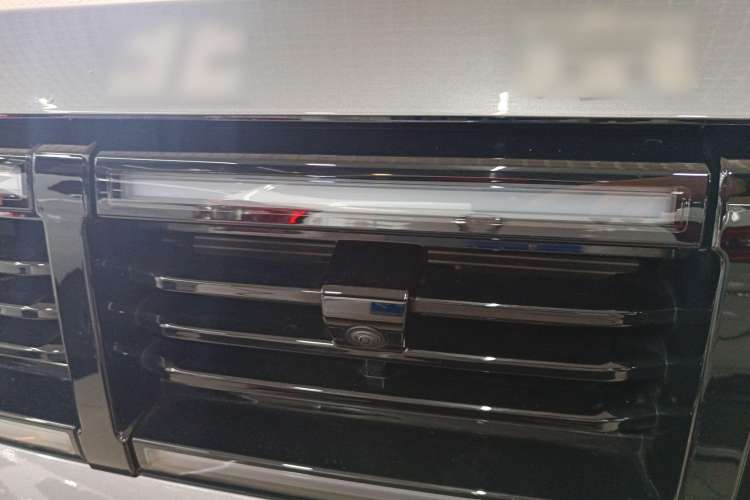 Used BAIC Off-Road BJ40 2024 2.0T All-New Blade Hero Edition Climber Exterior 6