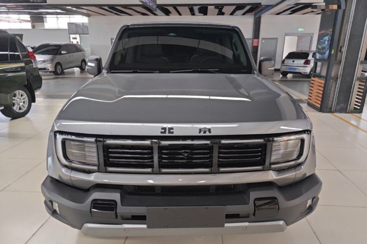 Used BAIC Off-Road BJ40 2024 2.0T All-New Urban Hunter Edition Chivalrous Style Front