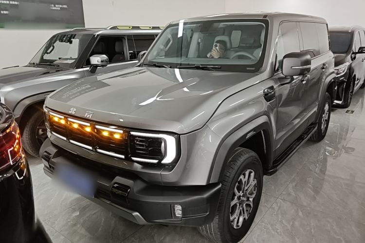 Used BAIC Off-Road BJ40 2024 2.0T All-New Urban Hunter Edition Pioneer Type Front