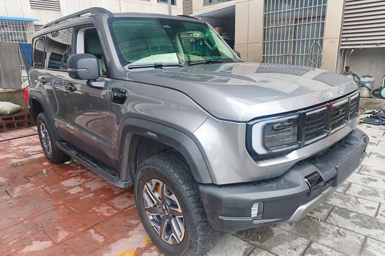 Used BAIC Off-Road BJ40 2024 2.0D All-New Blade Hero Crosser Front Right 45 Deg
