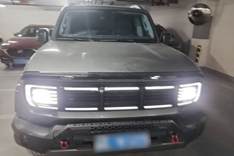 Used BAIC Off-Road BJ40 2024 2.0T All-New Urban Hunter Edition Pioneer Type Front