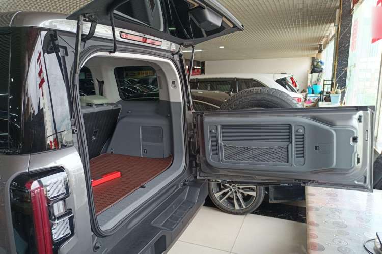 Used BAIC Off-Road BJ40 2024 2.0T All-New Blade Hero Edition Climber Interior 7
