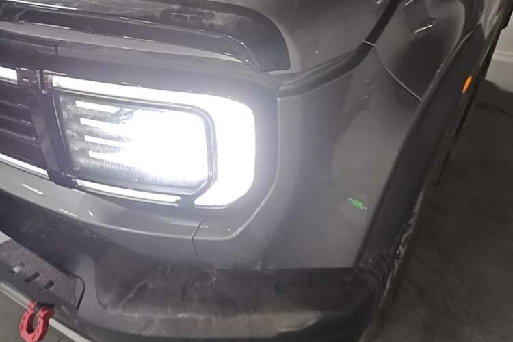 Used BAIC Off-Road BJ40 2024 2.0T All-New Urban Hunter Edition Pioneer Type Left Front Headlight