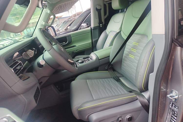 Used BAIC Off-Road BJ40 2024 2.0D All-New Blade Hero Crosser Left Front Seat