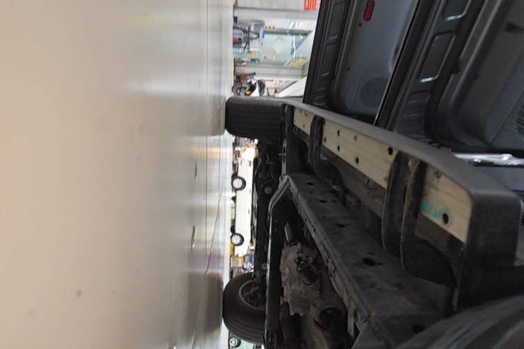 Used BAIC Off-Road BJ40 2024 2.0T All-New Urban Hunter Edition Chivalrous Style Left Side Sill