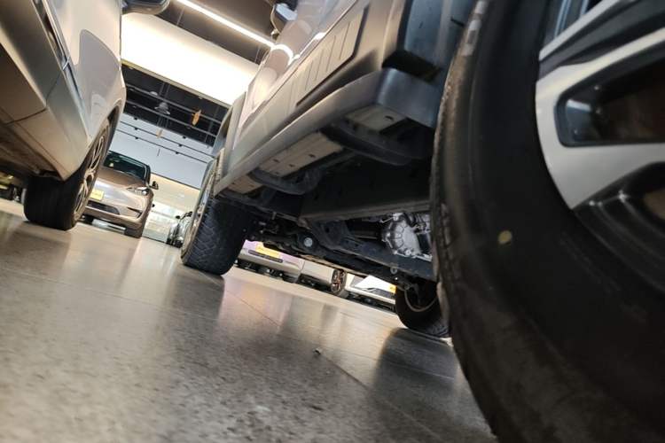 Used BAIC Off-Road BJ40 2024 2.0T All-New Blade Hero Edition Climber Left Side Sill
