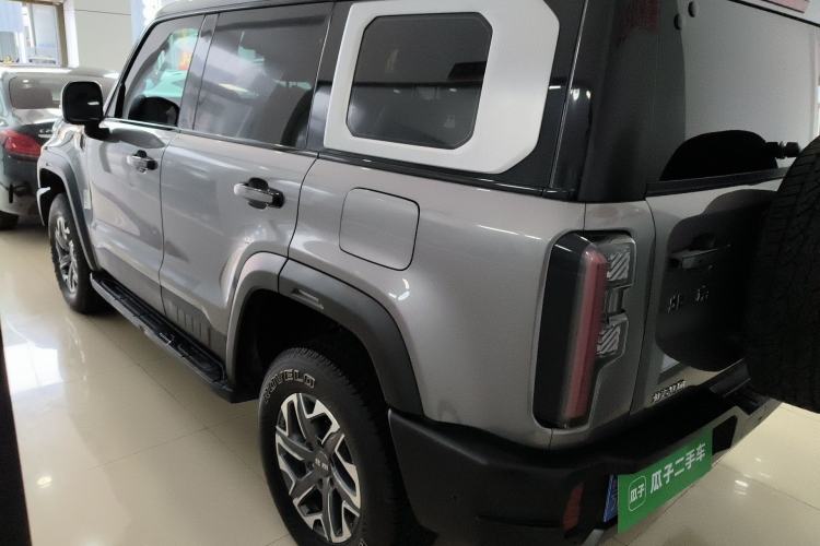 Used BAIC Off-Road BJ40 2024 2.0T All-New Urban Hunter Edition Chivalrous Style Rear Left 45 Deg