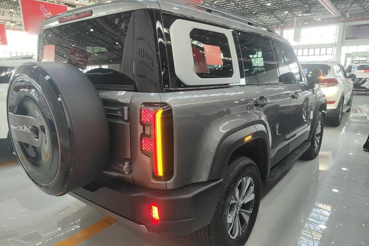Used BAIC Off-Road BJ40 2024 2.0T All-New Urban Hunter Edition Ultimate Version Rear Right 45 Deg