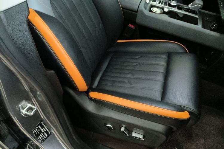 Used BAIC Off-Road BJ40 2024 2.0T All-New Urban Hunter Edition Chivalrous Style Right Front Seat