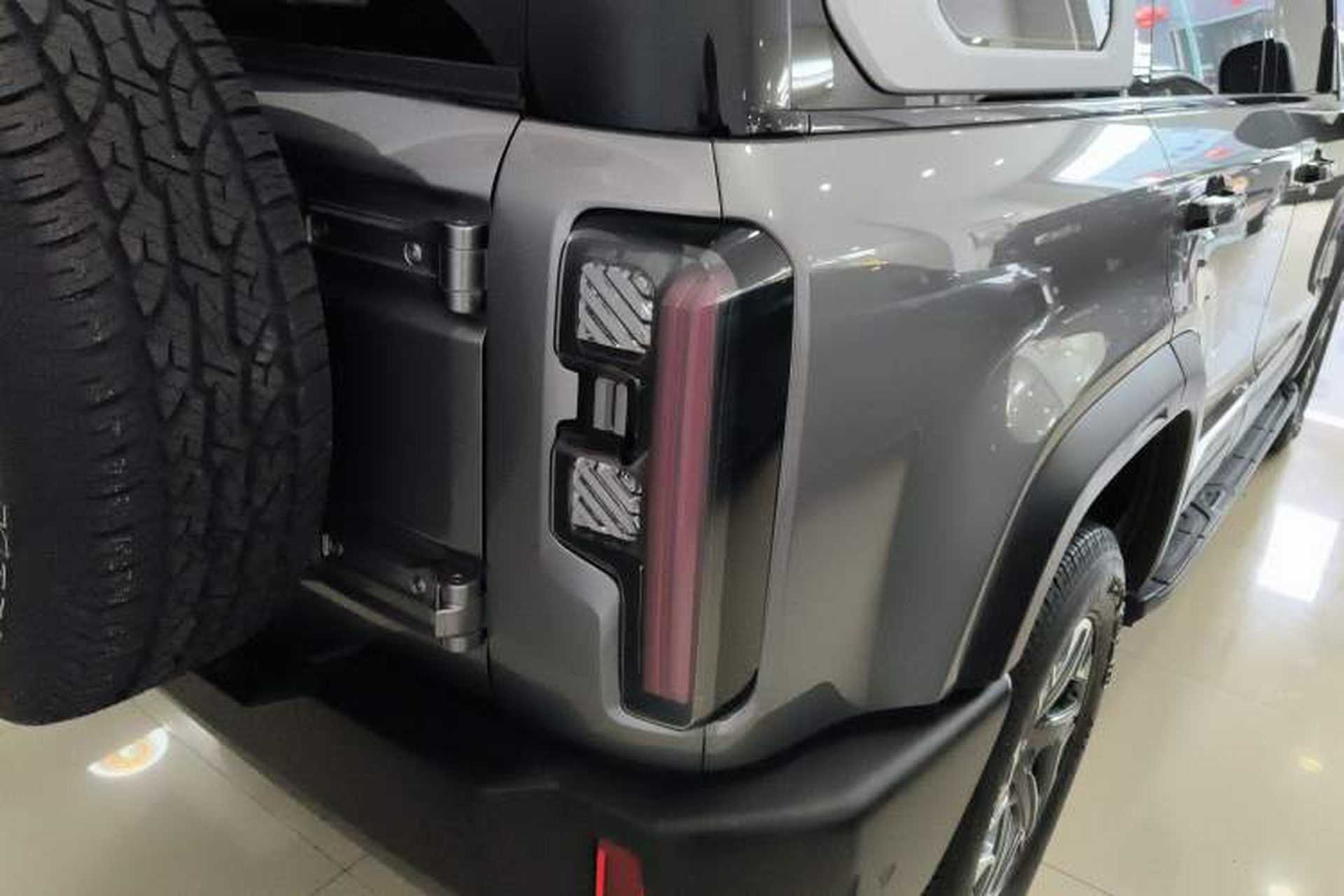 Used BAIC Off-Road BJ40 2024 2.0T All-New Urban Hunter Edition Chivalrous Style Right Rear Taillight