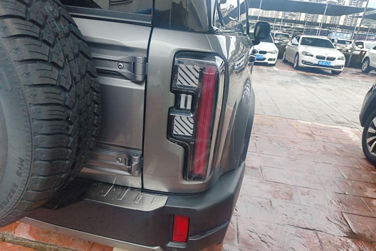 Used BAIC Off-Road BJ40 2024 2.0D All-New Blade Hero Crosser Right Rear Taillight