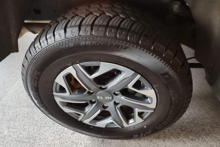 Used BAIC Off-Road BJ40 2024 2.0T All-New Blade Hero Edition Climber Right Rear Wheel Hub