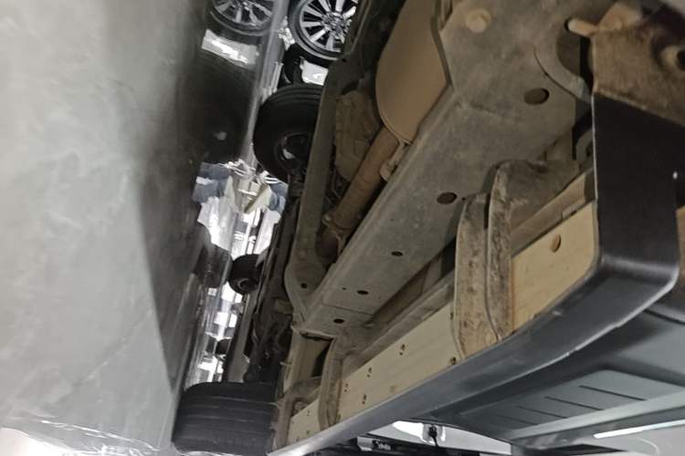 Used BAIC Off-Road BJ40 2024 2.0T All-New Urban Hunter Edition Pioneer Type Right Side Sill