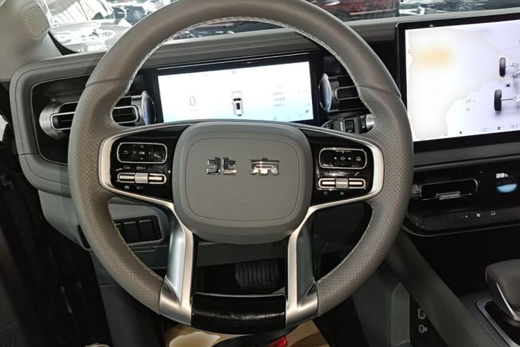 Used BAIC Off-Road BJ40 2024 2.0T All-New Urban Hunter Edition Pioneer Type Steering Wheel