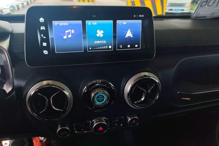 Used BAIC Off-Road BJ40 2024 2.0T Urban Hunter Honor Edition Audio And AC Panel