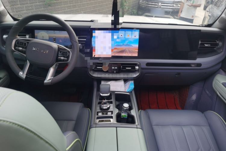 Used BAIC Off-Road BJ40 2024 2.0T All-New Urban Hunter Edition Ultimate Version Center Console