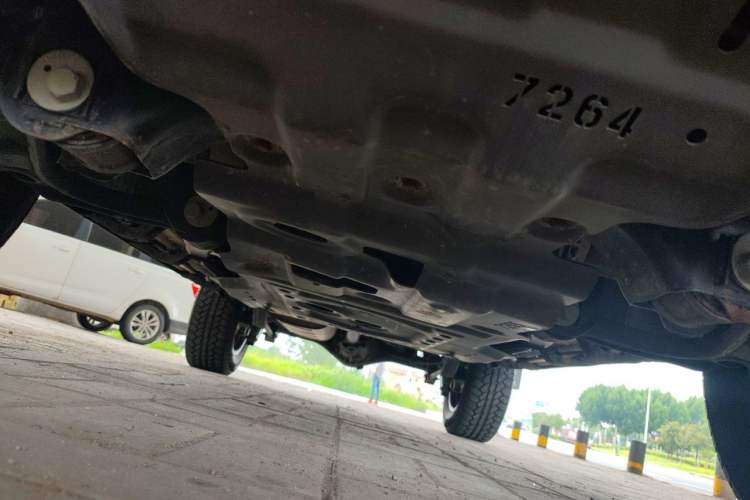 Used BAIC Off-Road BJ40 2024 2.0T Urban Hunter Honor Edition Chassis Front